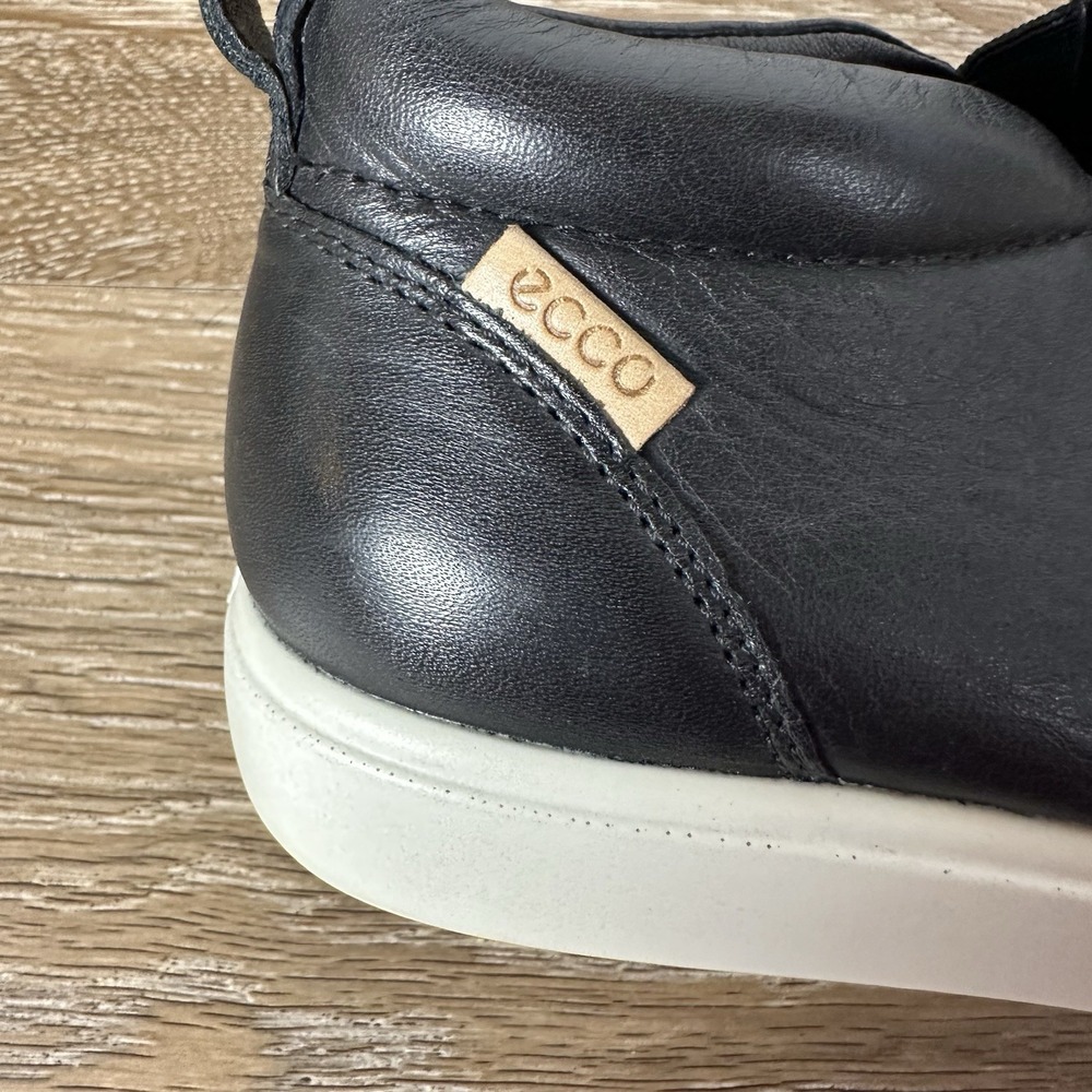 Ecco Soft 7 Black Leather Low Cut Zip Ankle Booties Sneakers Women Sz 36EU/5 US - Picture 10 of 11